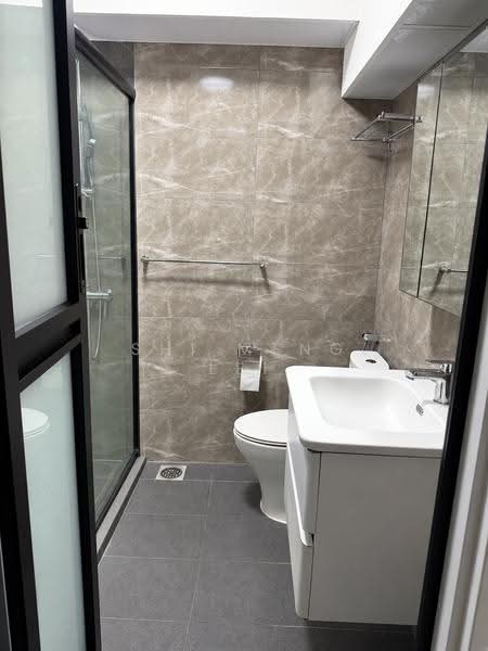 2D Sri Geylang Serai, 2D Geylang Serai, Eunos / Geylang / Paya Lebar, 3 Bedrooms, 1,001 sqft, HDB Flat For Rent, by Shi Meng Lei, 500285369 - Bathroom - PropertyGuru.com.sg