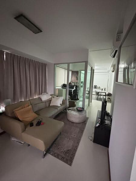 Parc Sophia, 8 Adis Road, Orchard / River Valley, 1 Bedroom, 624 sqft, Apartment For Rent, by Yap Chun Wei, 500285373 - Living Room - PropertyGuru.com.sg