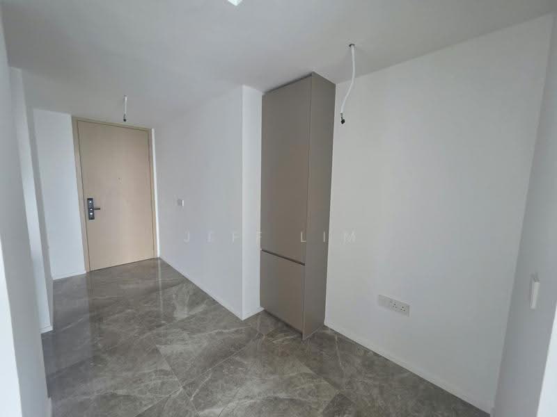 Pinetree Hill, 30 Pine Grove, Clementi Park / Upper Bukit Timah, 2 Bedrooms, 700 sqft, Condominium For Sale, by Jeff Lim, 500285389 - Entrance - PropertyGuru.com.sg