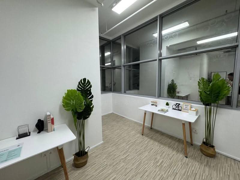 Wcega Tower, 21 Bukit Batok Crescent, Dairy Farm / Bukit Panjang / Choa Chu Kang, 270 sqft, Light Industrial (B1) For Rent, by Charles Ong, 500285390 - Study - CommercialGuru.com.sg