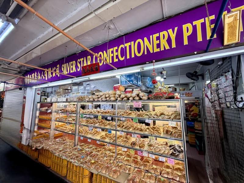 35 Circuit Road, 35 Circuit Road, Macpherson / Potong Pasir, Room Rental, 130 sqft, HDB Flat For Rent, by Deborah Guo, 500285397 - nearby bread stall - PropertyGuru.com.sg