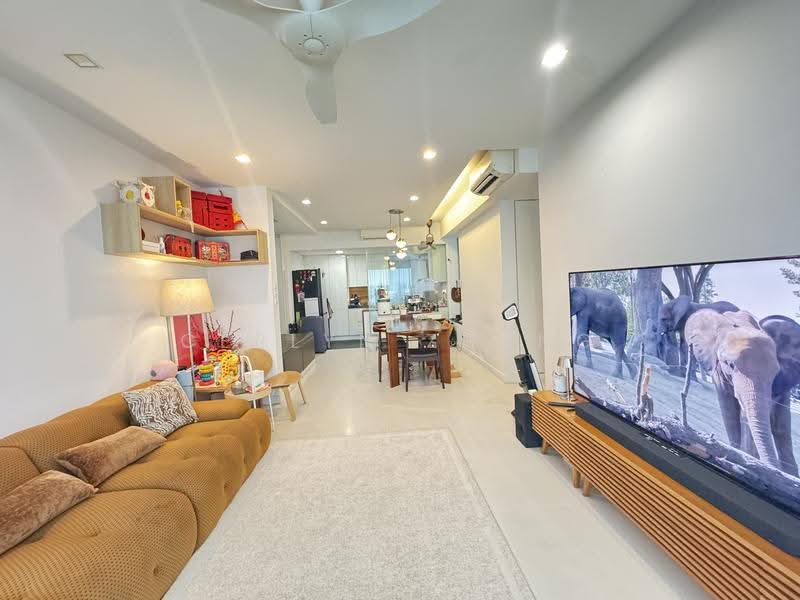 One Amber, 3 Amber Gardens, East Coast / Marine Parade, 3 Bedrooms, 1,302 sqft, Condominium For Rent, by Cerlyn Zhang, 500285405 - Living Room - PropertyGuru.com.sg