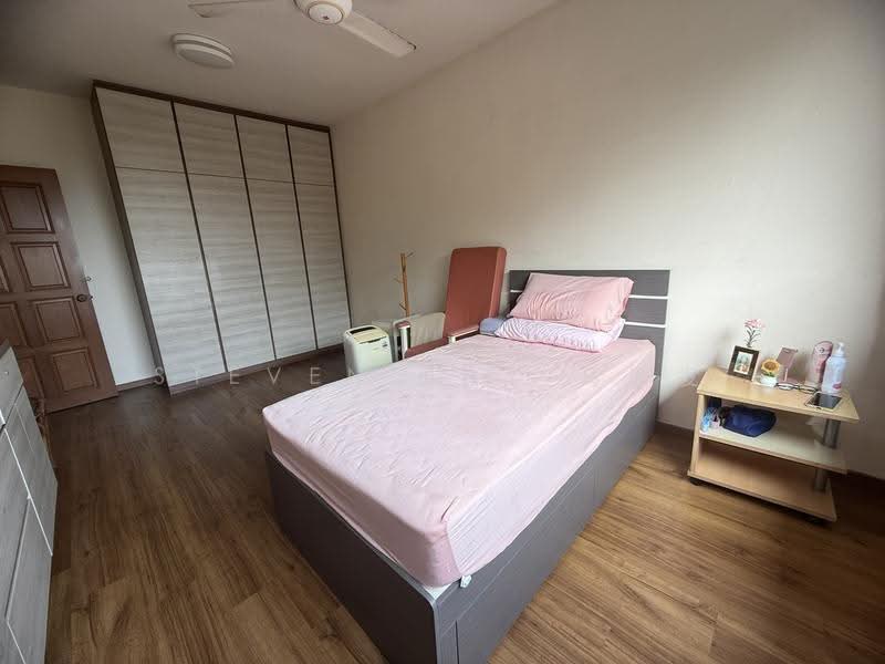 Lakeview Estate, 97B Upper Thomson Road, Ang Mo Kio / Bishan / Thomson, 4 Bedrooms, 1,615 sqft, Apartment For Sale, by Steven Bay 马添发, 500285412 - Bedroom - PropertyGuru.com.sg