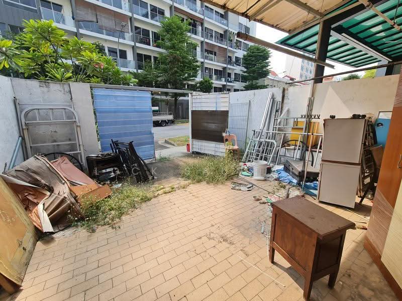 Geylang House For Auction - 31 lorong 28 geylang, Lorong 28 Geylang, Eunos / Geylang / Paya Lebar, 6 Bedrooms, 3,400 sqft, Terraced House For Sale, by Lock Sau Lai, 500285419 - PropertyGuru.com.sg