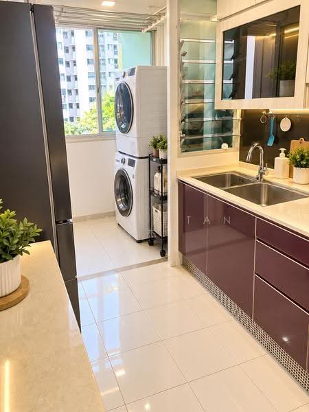 661A Edgedale Plains, 661A Edgedale Plains, Hougang / Punggol / Sengkang, 2 Bedrooms, 721 sqft, HDB Flat For Sale, by Jessie Tan 陈杰识, 500285420 - PropertyGuru.com.sg