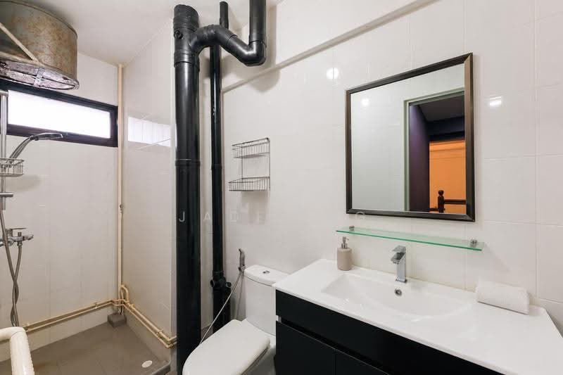 108 Jalan Rajah, 108 Jalan Rajah, Balestier / Toa Payoh, 3 Bedrooms, 1,593 sqft, HDB Flat For Sale, by Jade Ang, 500285432 - Bathroom - PropertyGuru.com.sg
