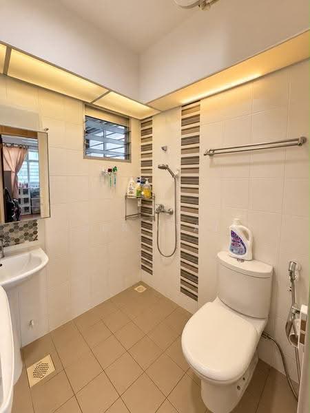 505C Yishun Street 51, 505C Yishun Street 51, Sembawang / Yishun, 3 Bedrooms, 1,001 sqft, HDB Flat For Sale, by Nur Ayat, 500285440 - Bathroom - PropertyGuru.com.sg