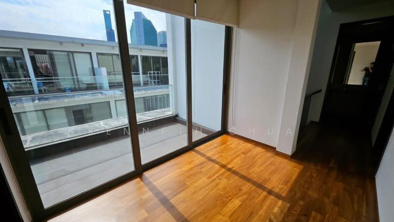 Gentle Reflections, 41 Gentle Road, Newton / Novena, 6 Bedrooms, 4,230 sqft, Condominium For Sale, by Kenneth Chua, 500285447 - Balcony - PropertyGuru.com.sg