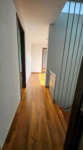 Gentle Reflections, 41 Gentle Road, Newton / Novena, 6 Bedrooms, 4,230 sqft, Condominium For Sale, by Kenneth Chua, 500285447 - Corridor - PropertyGuru.com.sg