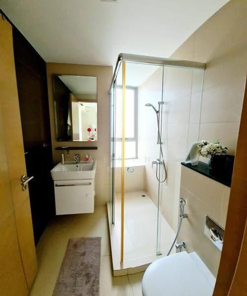 Shelford 23, 23 Shelford Road, Newton / Novena, 3 Bedrooms, 1,754 sqft, Apartment For Sale, by Sabrina Kuek 郭健美, 500285449 - Bathroom - PropertyGuru.com.sg