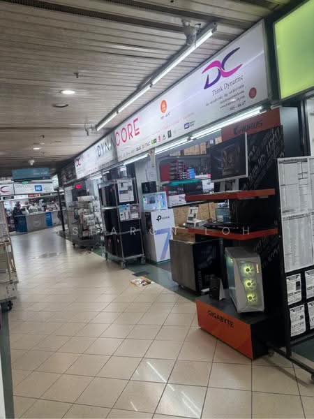 Sim Lim Square, 1 1, Beach Road / Bugis / Rochor, 670 sqft, Mall Shop For Rent, by Ssharon Loh, 500285457 - CommercialGuru.com.sg