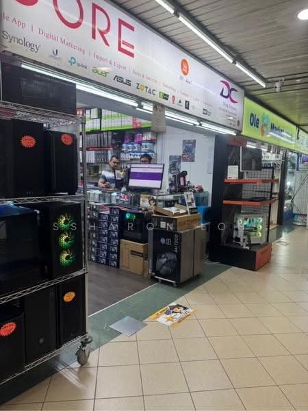 Sim Lim Square, 1 1, Beach Road / Bugis / Rochor, 670 sqft, Mall Shop For Rent, by Ssharon Loh, 500285457 - CommercialGuru.com.sg