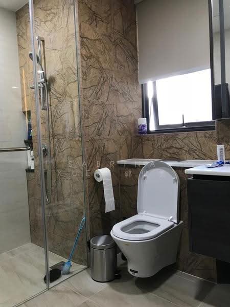 Sims Urban Oasis, 2 Sims Drive, Eunos / Geylang / Paya Lebar, 2 Bedrooms, 624 sqft, Condominium For Rent, by Sabrina Kuek 郭健美, 500285461 - Bathroom - PropertyGuru.com.sg