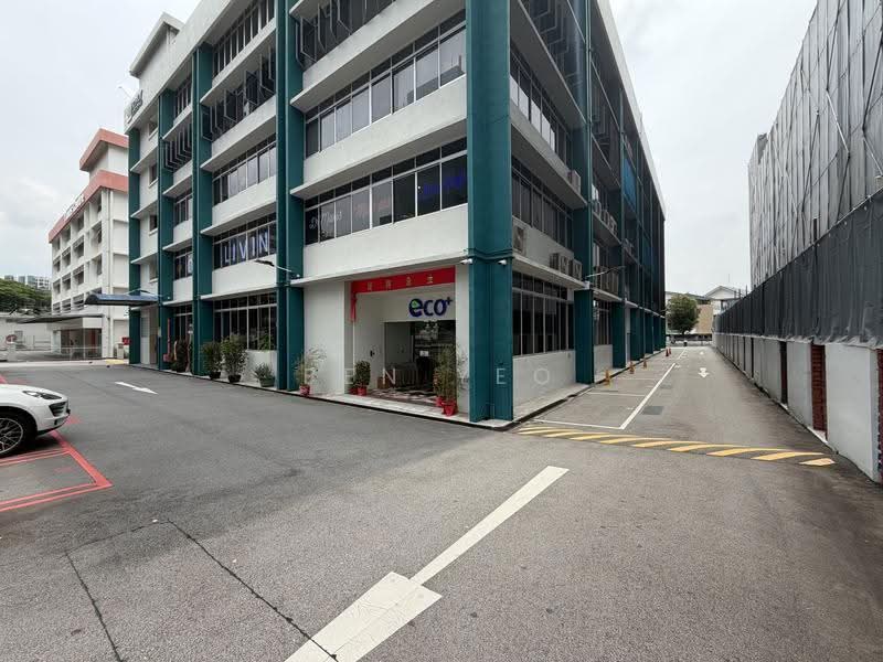Kimly Industrial Building, 3 New Industrial Road, Hougang / Punggol / Sengkang, 1,313 sqft, Light Industrial (B1) For Rent, by Ben Yeo, 500285483 - Exterior - CommercialGuru.com.sg