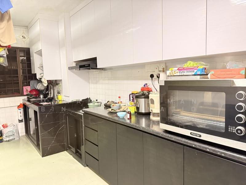 107 Bedok Reservoir Road, 107 Bedok Reservoir Road, Bedok / Upper East Coast, 2 Bedrooms, 722 sqft, HDB Flat For Sale, by Muhammad Alman Bin Abdul Majid, 500285506 - Kitchen - PropertyGuru.com.sg