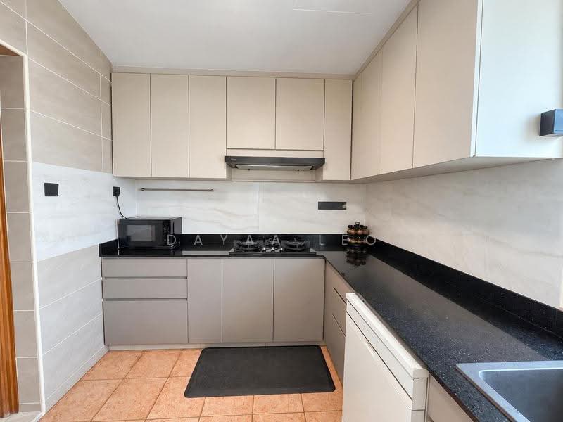 Guilin View, 20 Bukit Batok Street 52, Dairy Farm / Bukit Panjang / Choa Chu Kang, 3 Bedrooms, 1,259 sqft, Condominium For Rent, by Dayaa Leo, 500285513 - Kitchen - PropertyGuru.com.sg