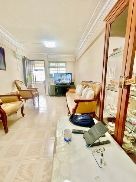 107 Ang Mo Kio Avenue 4, 107 Ang Mo Kio Avenue 4, Ang Mo Kio / Bishan / Thomson, 3 Bedrooms, 796 sqft, HDB Flat For Sale, by Mohd Yussaini, 500285519 - Living Room - PropertyGuru.com.sg