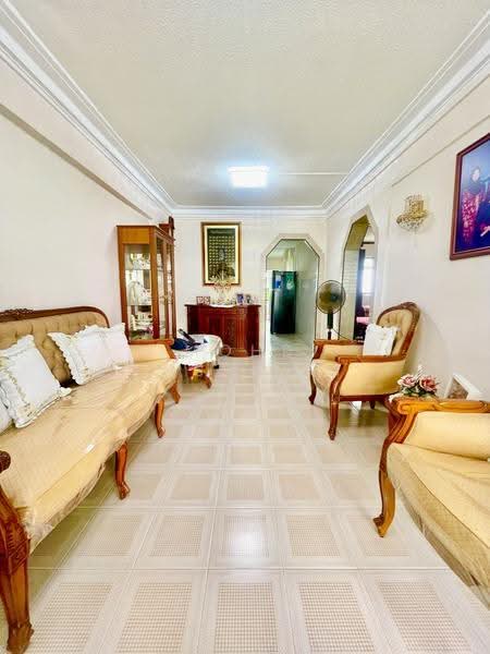 107 Ang Mo Kio Avenue 4, 107 Ang Mo Kio Avenue 4, Ang Mo Kio / Bishan / Thomson, 3 Bedrooms, 796 sqft, HDB Flat For Sale, by Mohd Yussaini, 500285519 - Living Room - PropertyGuru.com.sg