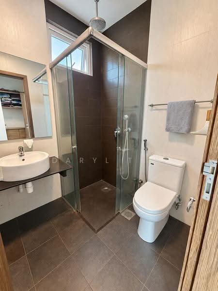 Parc Rosewood, 71 Rosewood Drive, Admiralty / Woodlands, 4 Bedrooms, 1,625 sqft, Condominium For Sale, by Daryl Tan, 500285526 - Bathroom - PropertyGuru.com.sg