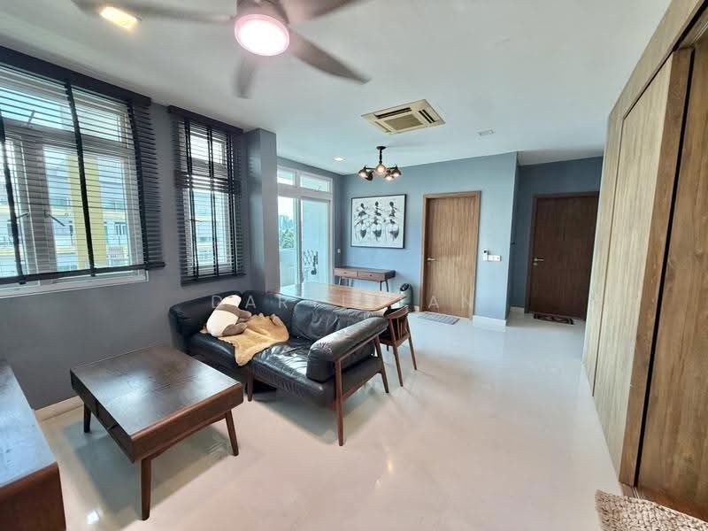 Parc Rosewood, 71 Rosewood Drive, Admiralty / Woodlands, 4 Bedrooms, 1,625 sqft, Condominium For Sale, by Daryl Tan, 500285526 - Living Room - PropertyGuru.com.sg