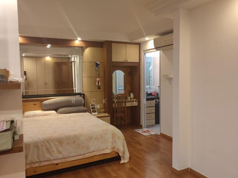 359B Admiralty Drive, 359B Admiralty Drive, Sembawang / Yishun, 2 Bedrooms, 1,023 sqft, HDB Flat For Sale, by Ricky Teo, 500285542 - Bedroom - PropertyGuru.com.sg
