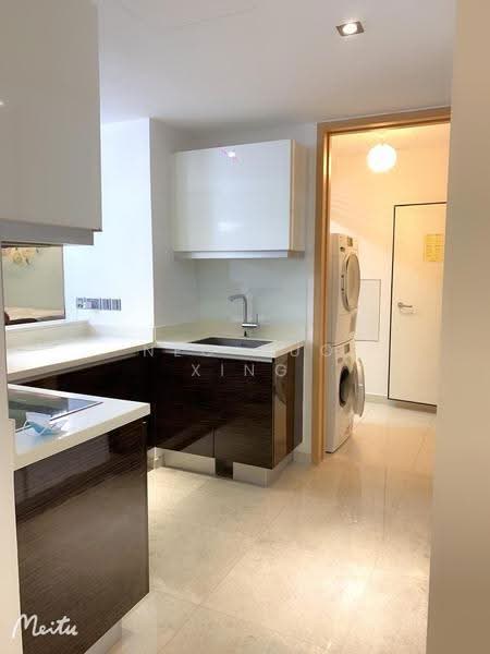 Marina Bay Suites, 3 Central Boulevard, Boat Quay / Raffles Place / Marina, 3 Bedrooms, 1,593 sqft, Apartment For Sale, by Neo Guo Xing, 500285546 - Kitchen - PropertyGuru.com.sg