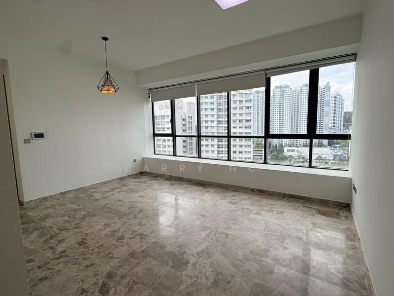 Skyline Residences, 610 Telok Blangah Road, Harbourfront / Telok Blangah, 2 Bedrooms, 829 sqft, Condominium For Sale, by Barry Ho, 500285554 - Living Room - PropertyGuru.com.sg