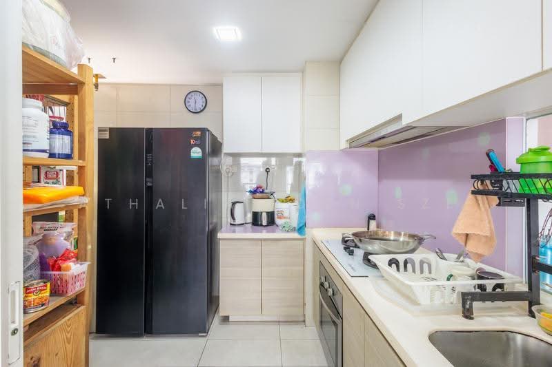Austville Residences, 11 Sengkang East Avenue, Hougang / Punggol / Sengkang, 3 Bedrooms, 1,023 sqft, Condominium For Sale, by Athalia Soon Sze Yin, 500285558 - Kitchen - PropertyGuru.com.sg