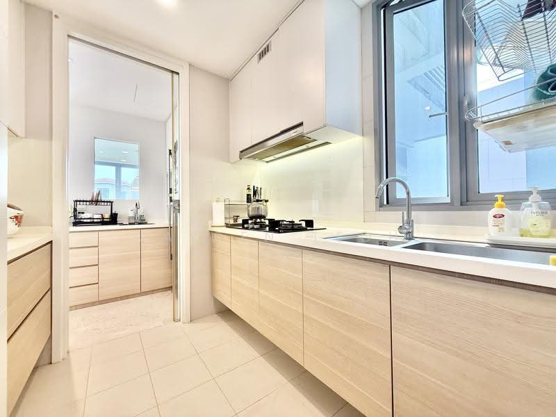 Ferraria Park Condo, 8 Flora Drive, Changi Airport / Changi Village, 3 Bedrooms, 1,378 sqft, Condominium For Sale, by Jayden Teoh, 500285559 - Wet Kitchen - PropertyGuru.com.sg