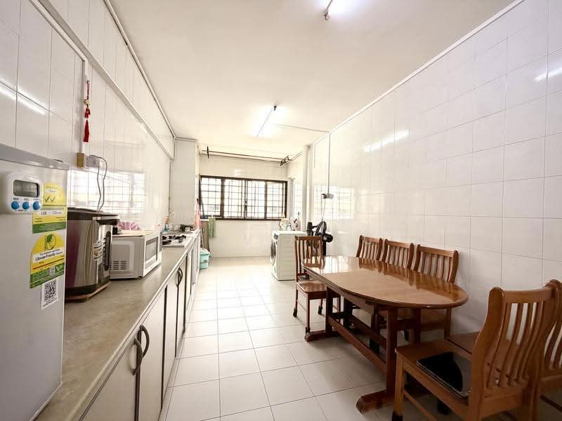 426 Ang Mo Kio Avenue 3, 426 Ang Mo Kio Avenue 3, Ang Mo Kio / Bishan / Thomson, 3 Bedrooms, 990 sqft, HDB Flat For Sale, by Kelvin Su, 500285560 - PropertyGuru.com.sg