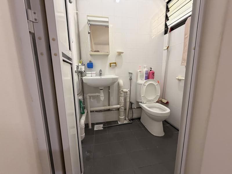 426 Ang Mo Kio Avenue 3, 426 Ang Mo Kio Avenue 3, Ang Mo Kio / Bishan / Thomson, 3 Bedrooms, 990 sqft, HDB Flat For Sale, by Kelvin Su, 500285560 - PropertyGuru.com.sg