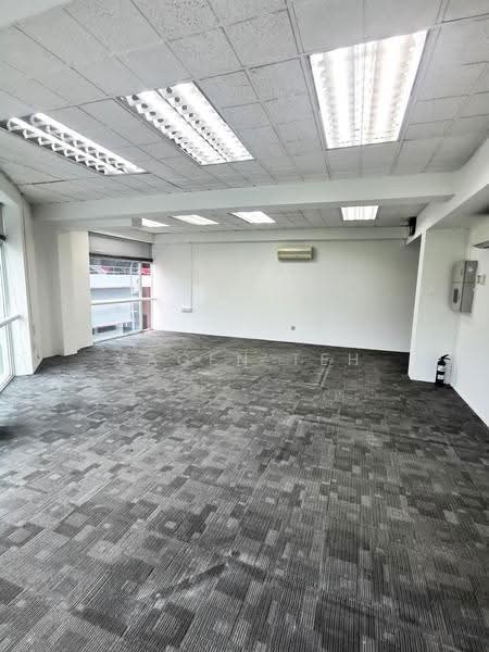 Shop / Office Space For Rent At Jalan Besar MRT, Beach Road / Bugis / Rochor, 556 sqft, Office For Rent, by Vagen Teh, 500285575 - Interior - CommercialGuru.com.sg