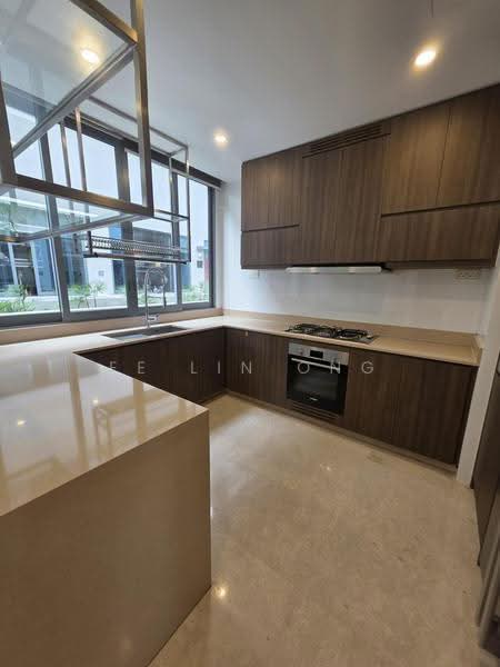 Greenwood Mews, 271 Greenwood Avenue, Newton / Novena, 5 Bedrooms, 3,100 sqft, Cluster House For Rent, by Ee Lin Ong, 500285590 - Kitchen - PropertyGuru.com.sg