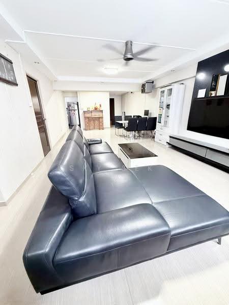 628B Woodlands Ring Road, 628B Woodlands Ring Road, Admiralty / Woodlands, 3 Bedrooms, 1,302 sqft, HDB Flat For Sale, by Sky Sek, 500285591 - Living Room - PropertyGuru.com.sg