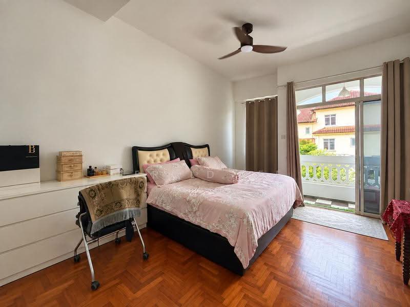 Loyang Villas, Loyang Rise, Changi Airport / Changi Village, 5 Bedrooms, 3,000 sqft, Terraced House For Sale, by Gerald Lee, 500285601 - Bedroom - PropertyGuru.com.sg