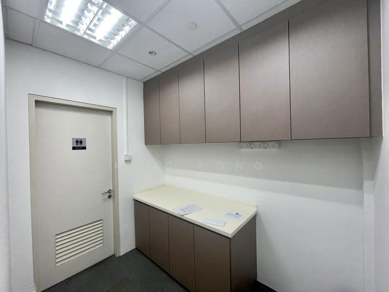 Meissa, 100D Pasir Panjang Road, Buona Vista / West Coast / Clementi New Town, 969 sqft, Light Industrial (B1) For Rent, by King Kong, 500285607 - Bathroom - CommercialGuru.com.sg