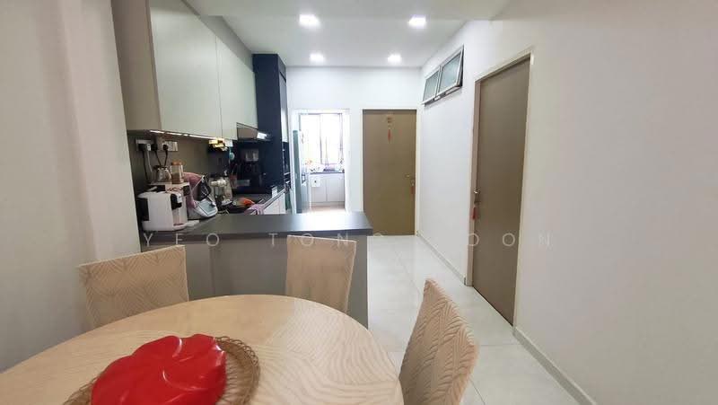 Thomson Garden Estate, Sin Ming Road, Ang Mo Kio / Bishan / Thomson, 4 Bedrooms, 2,000 sqft, Terraced House For Sale, by Yeo Tong Boon, 500285640 - Kitchen - PropertyGuru.com.sg