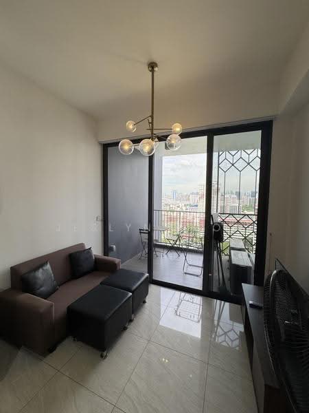 Gem Residences, Balestier / Toa Payoh, 1 Bedroom, 420 sqft, Condominium For Sale, by Jeslyn Leow, 500285641 - Living Room - PropertyGuru.com.sg