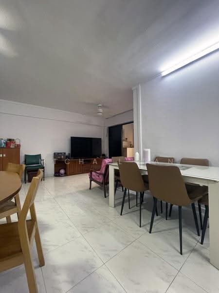 408 Sembawang Drive, 408 Sembawang Drive, Sembawang / Yishun, Room Rental, 120 sqft, HDB Flat For Rent, by Michael Tan, 500285686 - Living Room - PropertyGuru.com.sg