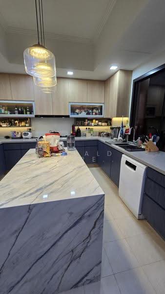Four Seasons Park, 8 Cuscaden Walk, Tanglin / Holland / Bukit Timah, 4 Bedrooms, 2,259 sqft, Condominium For Rent, by RUTH, 500285687 - Kitchen - PropertyGuru.com.sg