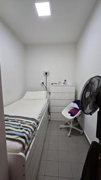 Four Seasons Park, 8 Cuscaden Walk, Tanglin / Holland / Bukit Timah, 4 Bedrooms, 2,259 sqft, Condominium For Rent, by RUTH, 500285687 - Bedroom - PropertyGuru.com.sg