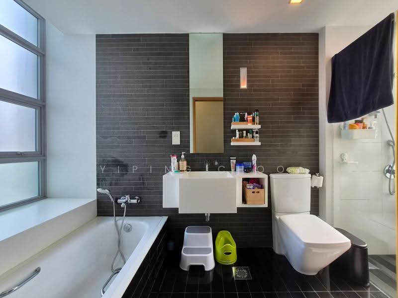 Park Infinia at Wee Nam, 6 Lincoln Road, Newton / Novena, 3 Bedrooms, 1,582 sqft, Condominium For Rent, by Yiping Choo, 500285695 - Bathroom - PropertyGuru.com.sg