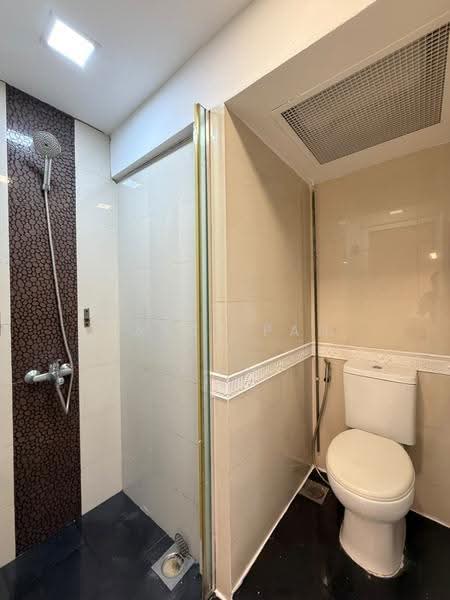 Centrepoint, 176A Orchard Road, Orchard / River Valley, 2 Bedrooms, 1,119 sqft, Apartment For Rent, by Patsy Pan, 500285704 - PropertyGuru.com.sg