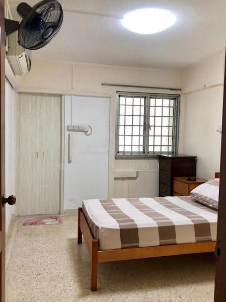 431 Clementi Avenue 3, 431 Clementi Avenue 3, Buona Vista / West Coast / Clementi New Town, 2 Bedrooms, 721 sqft, HDB Flat For Rent, by Gwen Ooi, 500285705 - Bedroom - PropertyGuru.com.sg