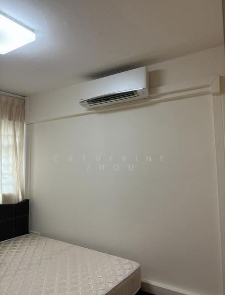 444 Ang Mo Kio Avenue 10, 444 Ang Mo Kio Avenue 10, Ang Mo Kio / Bishan / Thomson, Room Rental, 180 sqft, HDB Flat For Rent, by Catherine Zhou, 500285710 - Bedroom - PropertyGuru.com.sg