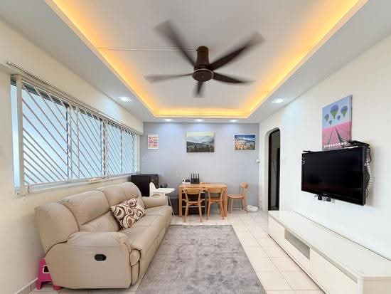 For Sale - 403 Yishun Avenue 6