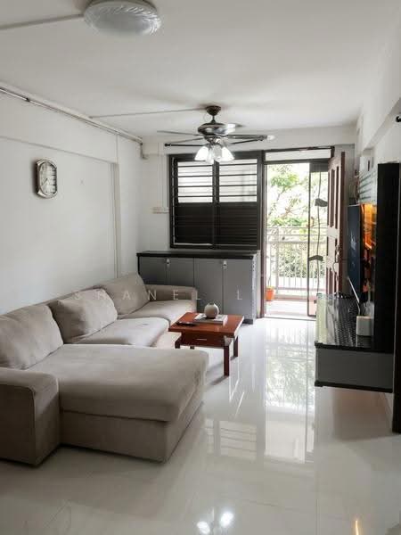 28 Hoy Fatt Road, 28 Hoy Fatt Road, Alexandra / Commonwealth, 2 Bedrooms, 646 sqft, HDB Flat For Sale, by Shanel Liew, 500285728 - Living Room - PropertyGuru.com.sg