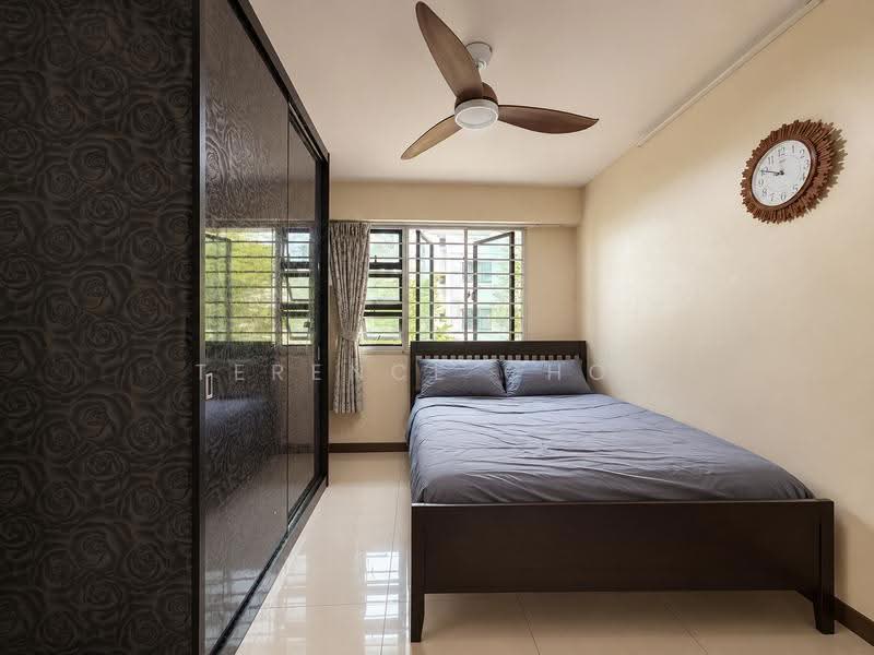 122B Punggol Edge, 122B Edgedale Plains, Hougang / Punggol / Sengkang, 2 Bedrooms, 732 sqft, HDB Flat For Sale, by Terence Choo, 500285735 - Master Bedroom - PropertyGuru.com.sg
