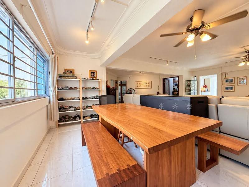 102 Bukit Batok West Avenue 6, 102 Bukit Batok West Avenue 6, Dairy Farm / Bukit Panjang / Choa Chu Kang, 3 Bedrooms, 1,625 sqft, HDB Flat For Sale, by Levon Teo 张齐芸, 500285738 - Dining Room - PropertyGuru.com.sg