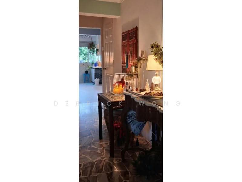102 Jalan Rajah, 102 Jalan Rajah, Balestier / Toa Payoh, Room Rental, 100 sqft, HDB Flat For Rent, by Derrick Wong, 500285755 - Living Room - PropertyGuru.com.sg